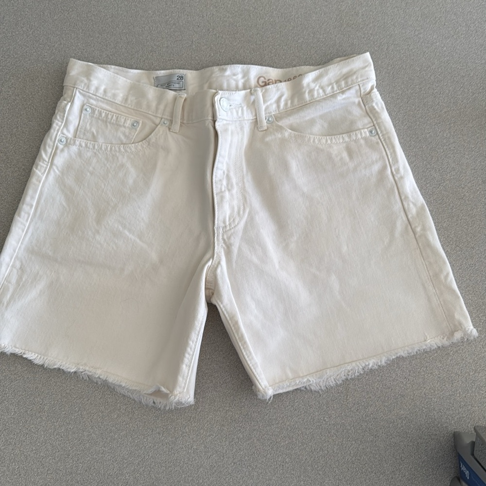 GAP 1969 Sexy Boyfriend Shorts